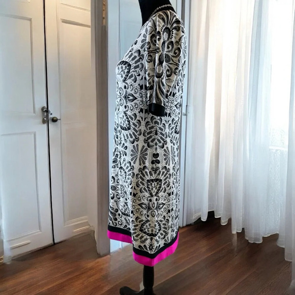 Eliza J Black & White Damask Pattern Dress with Pink Trim, Size 8 Short Sleeve S - Picture 3 of 7